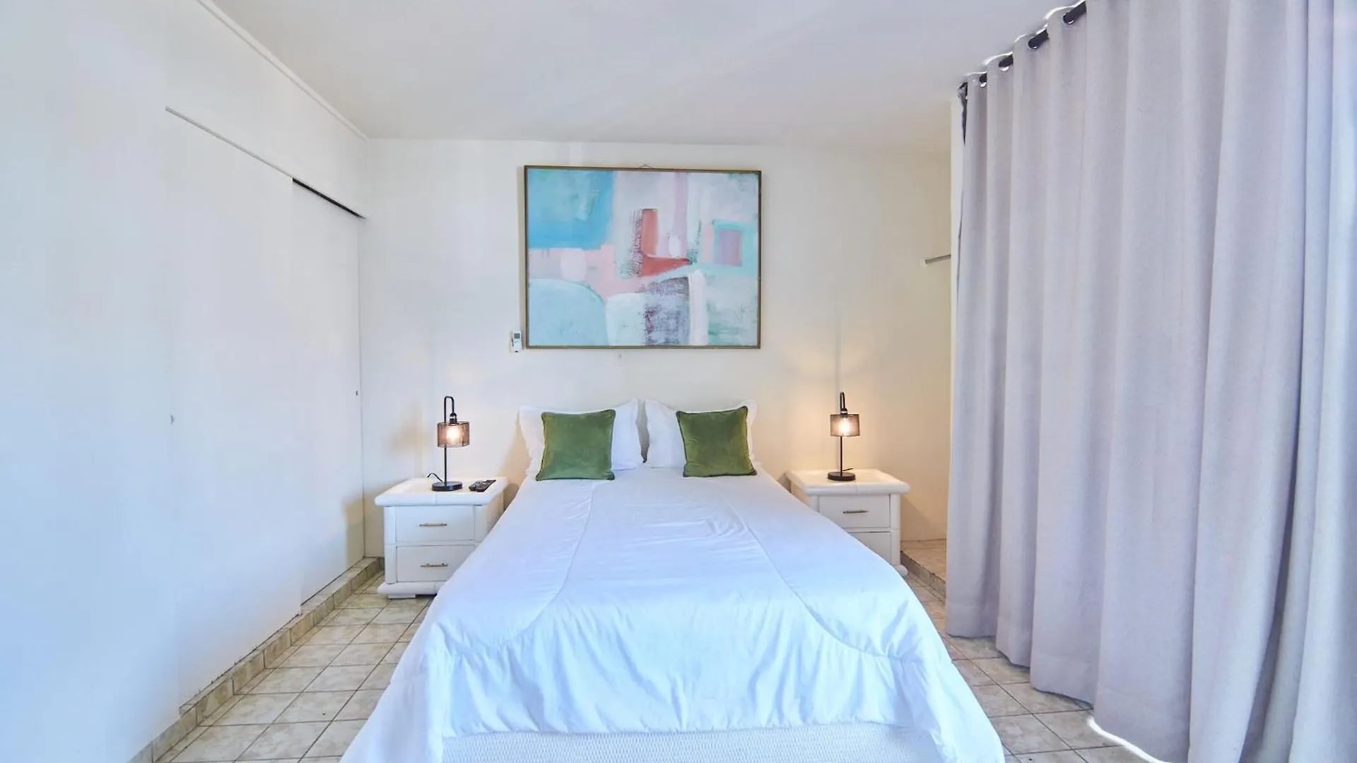 Semesterbostad Modern Santo Domingo Condo In Heart Of Gazcue